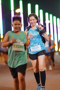 BIB: 52280, 15191
                            <button type="button" onclick="openModal(14993680)" class="btn btn-primary btn-sm float-right btn-popup" data-toggle="modal" data-target=".modal-high-quality">
                        <i class="fas fa-shopping-cart"></i> Add to Cart
                    </button>
                                            <button type="button" onclick="isThisMe(14993680, true)" class="btn btn-success btn-sm float-right btn-popup btn-isme hidden" data-toggle="tooltip" data-placement="bottom" title="นี่คือรูปของคุณใช่ไหม คลิกที่นี่เพื่อเอาเข้าอัลบั้ม">
                        <i class="fas fa-plus"></i> Add to album
                    </button>
                    <button type="button" onclick="isThisMe(14993680, false)" class="btn btn-warning btn-sm float-right btn-popup btn-isnotme hidden">
                        <i class="fas fa-ban"></i> Remove from album
                    </button>