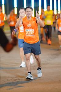 BIB: 25097
                            <button type="button" onclick="openModal(14528025)" class="btn btn-primary btn-sm float-right btn-popup" data-toggle="modal" data-target=".modal-high-quality">
                        <i class="fas fa-shopping-cart"></i> Add to Cart
                    </button>
                                            <button type="button" onclick="isThisMe(14528025, true)" class="btn btn-success btn-sm float-right btn-popup btn-isme hidden" data-toggle="tooltip" data-placement="bottom" title="นี่คือรูปของคุณใช่ไหม คลิกที่นี่เพื่อเอาเข้าอัลบั้ม">
                        <i class="fas fa-plus"></i> Add to album
                    </button>
                    <button type="button" onclick="isThisMe(14528025, false)" class="btn btn-warning btn-sm float-right btn-popup btn-isnotme hidden">
                        <i class="fas fa-ban"></i> Remove from album
                    </button>