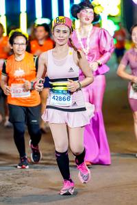 BIB: 282, 42866
                            <button type="button" onclick="openModal(15612115)" class="btn btn-primary btn-sm float-right btn-popup" data-toggle="modal" data-target=".modal-high-quality">
                        <i class="fas fa-shopping-cart"></i> Add to Cart
                    </button>
                                            <button type="button" onclick="isThisMe(15612115, true)" class="btn btn-success btn-sm float-right btn-popup btn-isme hidden" data-toggle="tooltip" data-placement="bottom" title="นี่คือรูปของคุณใช่ไหม คลิกที่นี่เพื่อเอาเข้าอัลบั้ม">
                        <i class="fas fa-plus"></i> Add to album
                    </button>
                    <button type="button" onclick="isThisMe(15612115, false)" class="btn btn-warning btn-sm float-right btn-popup btn-isnotme hidden">
                        <i class="fas fa-ban"></i> Remove from album
                    </button>