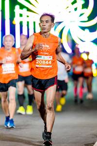 BIB: 20844
                            <button type="button" onclick="openModal(15548594)" class="btn btn-primary btn-sm float-right btn-popup" data-toggle="modal" data-target=".modal-high-quality">
                        <i class="fas fa-shopping-cart"></i> Add to Cart
                    </button>
                                            <button type="button" onclick="isThisMe(15548594, true)" class="btn btn-success btn-sm float-right btn-popup btn-isme hidden" data-toggle="tooltip" data-placement="bottom" title="นี่คือรูปของคุณใช่ไหม คลิกที่นี่เพื่อเอาเข้าอัลบั้ม">
                        <i class="fas fa-plus"></i> Add to album
                    </button>
                    <button type="button" onclick="isThisMe(15548594, false)" class="btn btn-warning btn-sm float-right btn-popup btn-isnotme hidden">
                        <i class="fas fa-ban"></i> Remove from album
                    </button>