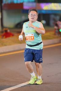 BIB: 20124
                            <button type="button" onclick="openModal(14569023)" class="btn btn-primary btn-sm float-right btn-popup" data-toggle="modal" data-target=".modal-high-quality">
                        <i class="fas fa-shopping-cart"></i> Add to Cart
                    </button>
                                            <button type="button" onclick="isThisMe(14569023, true)" class="btn btn-success btn-sm float-right btn-popup btn-isme hidden" data-toggle="tooltip" data-placement="bottom" title="นี่คือรูปของคุณใช่ไหม คลิกที่นี่เพื่อเอาเข้าอัลบั้ม">
                        <i class="fas fa-plus"></i> Add to album
                    </button>
                    <button type="button" onclick="isThisMe(14569023, false)" class="btn btn-warning btn-sm float-right btn-popup btn-isnotme hidden">
                        <i class="fas fa-ban"></i> Remove from album
                    </button>