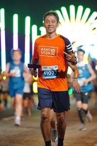 BIB: 41077
                            <button type="button" onclick="openModal(14473172)" class="btn btn-primary btn-sm float-right btn-popup" data-toggle="modal" data-target=".modal-high-quality">
                        <i class="fas fa-shopping-cart"></i> Add to Cart
                    </button>
                                            <button type="button" onclick="isThisMe(14473172, true)" class="btn btn-success btn-sm float-right btn-popup btn-isme hidden" data-toggle="tooltip" data-placement="bottom" title="นี่คือรูปของคุณใช่ไหม คลิกที่นี่เพื่อเอาเข้าอัลบั้ม">
                        <i class="fas fa-plus"></i> Add to album
                    </button>
                    <button type="button" onclick="isThisMe(14473172, false)" class="btn btn-warning btn-sm float-right btn-popup btn-isnotme hidden">
                        <i class="fas fa-ban"></i> Remove from album
                    </button>