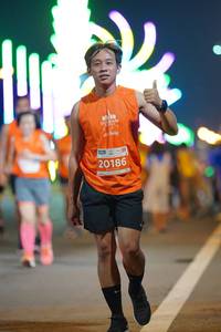 BIB: 20186
                            <button type="button" onclick="openModal(14898583)" class="btn btn-primary btn-sm float-right btn-popup" data-toggle="modal" data-target=".modal-high-quality">
                        <i class="fas fa-shopping-cart"></i> Add to Cart
                    </button>
                                            <button type="button" onclick="isThisMe(14898583, true)" class="btn btn-success btn-sm float-right btn-popup btn-isme hidden" data-toggle="tooltip" data-placement="bottom" title="นี่คือรูปของคุณใช่ไหม คลิกที่นี่เพื่อเอาเข้าอัลบั้ม">
                        <i class="fas fa-plus"></i> Add to album
                    </button>
                    <button type="button" onclick="isThisMe(14898583, false)" class="btn btn-warning btn-sm float-right btn-popup btn-isnotme hidden">
                        <i class="fas fa-ban"></i> Remove from album
                    </button>