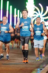 BIB: 4214, 42193, 46185, 410
                            <button type="button" onclick="openModal(14485765)" class="btn btn-primary btn-sm float-right btn-popup" data-toggle="modal" data-target=".modal-high-quality">
                        <i class="fas fa-shopping-cart"></i> Add to Cart
                    </button>
                                            <button type="button" onclick="isThisMe(14485765, true)" class="btn btn-success btn-sm float-right btn-popup btn-isme hidden" data-toggle="tooltip" data-placement="bottom" title="นี่คือรูปของคุณใช่ไหม คลิกที่นี่เพื่อเอาเข้าอัลบั้ม">
                        <i class="fas fa-plus"></i> Add to album
                    </button>
                    <button type="button" onclick="isThisMe(14485765, false)" class="btn btn-warning btn-sm float-right btn-popup btn-isnotme hidden">
                        <i class="fas fa-ban"></i> Remove from album
                    </button>