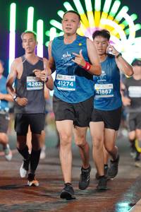 BIB: 4262, 41274, 41867
                            <button type="button" onclick="openModal(14463661)" class="btn btn-primary btn-sm float-right btn-popup" data-toggle="modal" data-target=".modal-high-quality">
                        <i class="fas fa-shopping-cart"></i> Add to Cart
                    </button>
                                            <button type="button" onclick="isThisMe(14463661, true)" class="btn btn-success btn-sm float-right btn-popup btn-isme hidden" data-toggle="tooltip" data-placement="bottom" title="นี่คือรูปของคุณใช่ไหม คลิกที่นี่เพื่อเอาเข้าอัลบั้ม">
                        <i class="fas fa-plus"></i> Add to album
                    </button>
                    <button type="button" onclick="isThisMe(14463661, false)" class="btn btn-warning btn-sm float-right btn-popup btn-isnotme hidden">
                        <i class="fas fa-ban"></i> Remove from album
                    </button>