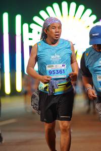 BIB: 202, 95361
                            <button type="button" onclick="openModal(14993444)" class="btn btn-primary btn-sm float-right btn-popup" data-toggle="modal" data-target=".modal-high-quality">
                        <i class="fas fa-shopping-cart"></i> Add to Cart
                    </button>
                                            <button type="button" onclick="isThisMe(14993444, true)" class="btn btn-success btn-sm float-right btn-popup btn-isme hidden" data-toggle="tooltip" data-placement="bottom" title="นี่คือรูปของคุณใช่ไหม คลิกที่นี่เพื่อเอาเข้าอัลบั้ม">
                        <i class="fas fa-plus"></i> Add to album
                    </button>
                    <button type="button" onclick="isThisMe(14993444, false)" class="btn btn-warning btn-sm float-right btn-popup btn-isnotme hidden">
                        <i class="fas fa-ban"></i> Remove from album
                    </button>