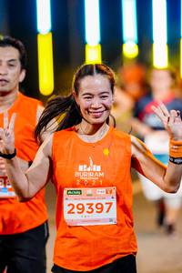 BIB: 29397
                            <button type="button" onclick="openModal(15611686)" class="btn btn-primary btn-sm float-right btn-popup" data-toggle="modal" data-target=".modal-high-quality">
                        <i class="fas fa-shopping-cart"></i> Add to Cart
                    </button>
                                            <button type="button" onclick="isThisMe(15611686, true)" class="btn btn-success btn-sm float-right btn-popup btn-isme hidden" data-toggle="tooltip" data-placement="bottom" title="นี่คือรูปของคุณใช่ไหม คลิกที่นี่เพื่อเอาเข้าอัลบั้ม">
                        <i class="fas fa-plus"></i> Add to album
                    </button>
                    <button type="button" onclick="isThisMe(15611686, false)" class="btn btn-warning btn-sm float-right btn-popup btn-isnotme hidden">
                        <i class="fas fa-ban"></i> Remove from album
                    </button>