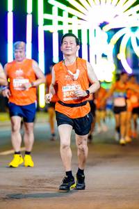 BIB: 260
                            <button type="button" onclick="openModal(15550749)" class="btn btn-primary btn-sm float-right btn-popup" data-toggle="modal" data-target=".modal-high-quality">
                        <i class="fas fa-shopping-cart"></i> Add to Cart
                    </button>
                                            <button type="button" onclick="isThisMe(15550749, true)" class="btn btn-success btn-sm float-right btn-popup btn-isme hidden" data-toggle="tooltip" data-placement="bottom" title="นี่คือรูปของคุณใช่ไหม คลิกที่นี่เพื่อเอาเข้าอัลบั้ม">
                        <i class="fas fa-plus"></i> Add to album
                    </button>
                    <button type="button" onclick="isThisMe(15550749, false)" class="btn btn-warning btn-sm float-right btn-popup btn-isnotme hidden">
                        <i class="fas fa-ban"></i> Remove from album
                    </button>