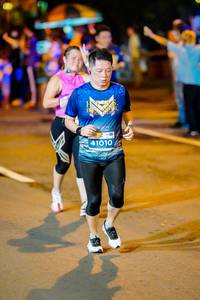 BIB: 41010
                            <button type="button" onclick="openModal(15202099)" class="btn btn-primary btn-sm float-right btn-popup" data-toggle="modal" data-target=".modal-high-quality">
                        <i class="fas fa-shopping-cart"></i> Add to Cart
                    </button>
                                            <button type="button" onclick="isThisMe(15202099, true)" class="btn btn-success btn-sm float-right btn-popup btn-isme hidden" data-toggle="tooltip" data-placement="bottom" title="นี่คือรูปของคุณใช่ไหม คลิกที่นี่เพื่อเอาเข้าอัลบั้ม">
                        <i class="fas fa-plus"></i> Add to album
                    </button>
                    <button type="button" onclick="isThisMe(15202099, false)" class="btn btn-warning btn-sm float-right btn-popup btn-isnotme hidden">
                        <i class="fas fa-ban"></i> Remove from album
                    </button>