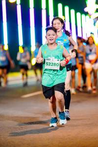 BIB: 52280
                            <button type="button" onclick="openModal(15416784)" class="btn btn-primary btn-sm float-right btn-popup" data-toggle="modal" data-target=".modal-high-quality">
                        <i class="fas fa-shopping-cart"></i> Add to Cart
                    </button>
                                            <button type="button" onclick="isThisMe(15416784, true)" class="btn btn-success btn-sm float-right btn-popup btn-isme hidden" data-toggle="tooltip" data-placement="bottom" title="นี่คือรูปของคุณใช่ไหม คลิกที่นี่เพื่อเอาเข้าอัลบั้ม">
                        <i class="fas fa-plus"></i> Add to album
                    </button>
                    <button type="button" onclick="isThisMe(15416784, false)" class="btn btn-warning btn-sm float-right btn-popup btn-isnotme hidden">
                        <i class="fas fa-ban"></i> Remove from album
                    </button>