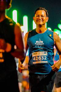 BIB: 2021, 42632
                            <button type="button" onclick="openModal(15556915)" class="btn btn-primary btn-sm float-right btn-popup" data-toggle="modal" data-target=".modal-high-quality">
                        <i class="fas fa-shopping-cart"></i> Add to Cart
                    </button>
                                            <button type="button" onclick="isThisMe(15556915, true)" class="btn btn-success btn-sm float-right btn-popup btn-isme hidden" data-toggle="tooltip" data-placement="bottom" title="นี่คือรูปของคุณใช่ไหม คลิกที่นี่เพื่อเอาเข้าอัลบั้ม">
                        <i class="fas fa-plus"></i> Add to album
                    </button>
                    <button type="button" onclick="isThisMe(15556915, false)" class="btn btn-warning btn-sm float-right btn-popup btn-isnotme hidden">
                        <i class="fas fa-ban"></i> Remove from album
                    </button>