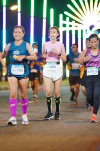 BIB: 42706, 42895, 43026
                            <button type="button" onclick="openModal(14914221)" class="btn btn-primary btn-sm float-right btn-popup" data-toggle="modal" data-target=".modal-high-quality">
                        <i class="fas fa-shopping-cart"></i> Add to Cart
                    </button>
                                            <button type="button" onclick="isThisMe(14914221, true)" class="btn btn-success btn-sm float-right btn-popup btn-isme hidden" data-toggle="tooltip" data-placement="bottom" title="นี่คือรูปของคุณใช่ไหม คลิกที่นี่เพื่อเอาเข้าอัลบั้ม">
                        <i class="fas fa-plus"></i> Add to album
                    </button>
                    <button type="button" onclick="isThisMe(14914221, false)" class="btn btn-warning btn-sm float-right btn-popup btn-isnotme hidden">
                        <i class="fas fa-ban"></i> Remove from album
                    </button>