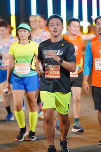 BIB: 23211, 20808
                            <button type="button" onclick="openModal(14690746)" class="btn btn-primary btn-sm float-right btn-popup" data-toggle="modal" data-target=".modal-high-quality">
                        <i class="fas fa-shopping-cart"></i> Add to Cart
                    </button>
                                            <button type="button" onclick="isThisMe(14690746, true)" class="btn btn-success btn-sm float-right btn-popup btn-isme hidden" data-toggle="tooltip" data-placement="bottom" title="นี่คือรูปของคุณใช่ไหม คลิกที่นี่เพื่อเอาเข้าอัลบั้ม">
                        <i class="fas fa-plus"></i> Add to album
                    </button>
                    <button type="button" onclick="isThisMe(14690746, false)" class="btn btn-warning btn-sm float-right btn-popup btn-isnotme hidden">
                        <i class="fas fa-ban"></i> Remove from album
                    </button>