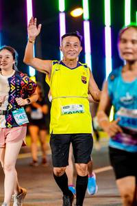 BIB: 145
                            <button type="button" onclick="openModal(15640231)" class="btn btn-primary btn-sm float-right btn-popup" data-toggle="modal" data-target=".modal-high-quality">
                        <i class="fas fa-shopping-cart"></i> Add to Cart
                    </button>
                                            <button type="button" onclick="isThisMe(15640231, true)" class="btn btn-success btn-sm float-right btn-popup btn-isme hidden" data-toggle="tooltip" data-placement="bottom" title="นี่คือรูปของคุณใช่ไหม คลิกที่นี่เพื่อเอาเข้าอัลบั้ม">
                        <i class="fas fa-plus"></i> Add to album
                    </button>
                    <button type="button" onclick="isThisMe(15640231, false)" class="btn btn-warning btn-sm float-right btn-popup btn-isnotme hidden">
                        <i class="fas fa-ban"></i> Remove from album
                    </button>