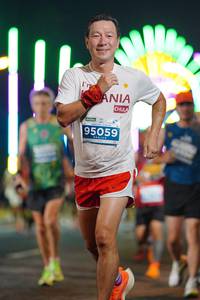 BIB: 95059
                            <button type="button" onclick="openModal(14464072)" class="btn btn-primary btn-sm float-right btn-popup" data-toggle="modal" data-target=".modal-high-quality">
                        <i class="fas fa-shopping-cart"></i> Add to Cart
                    </button>
                                            <button type="button" onclick="isThisMe(14464072, true)" class="btn btn-success btn-sm float-right btn-popup btn-isme hidden" data-toggle="tooltip" data-placement="bottom" title="นี่คือรูปของคุณใช่ไหม คลิกที่นี่เพื่อเอาเข้าอัลบั้ม">
                        <i class="fas fa-plus"></i> Add to album
                    </button>
                    <button type="button" onclick="isThisMe(14464072, false)" class="btn btn-warning btn-sm float-right btn-popup btn-isnotme hidden">
                        <i class="fas fa-ban"></i> Remove from album
                    </button>