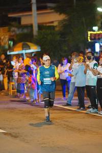 BIB: 40252
                            <button type="button" onclick="openModal(14929128)" class="btn btn-primary btn-sm float-right btn-popup" data-toggle="modal" data-target=".modal-high-quality">
                        <i class="fas fa-shopping-cart"></i> Add to Cart
                    </button>
                                            <button type="button" onclick="isThisMe(14929128, true)" class="btn btn-success btn-sm float-right btn-popup btn-isme hidden" data-toggle="tooltip" data-placement="bottom" title="นี่คือรูปของคุณใช่ไหม คลิกที่นี่เพื่อเอาเข้าอัลบั้ม">
                        <i class="fas fa-plus"></i> Add to album
                    </button>
                    <button type="button" onclick="isThisMe(14929128, false)" class="btn btn-warning btn-sm float-right btn-popup btn-isnotme hidden">
                        <i class="fas fa-ban"></i> Remove from album
                    </button>