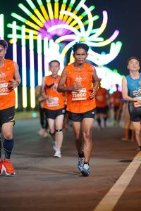 BIB: 25660
                            <button type="button" onclick="openModal(14890195)" class="btn btn-primary btn-sm float-right btn-popup" data-toggle="modal" data-target=".modal-high-quality">
                        <i class="fas fa-shopping-cart"></i> Add to Cart
                    </button>
                                            <button type="button" onclick="isThisMe(14890195, true)" class="btn btn-success btn-sm float-right btn-popup btn-isme hidden" data-toggle="tooltip" data-placement="bottom" title="นี่คือรูปของคุณใช่ไหม คลิกที่นี่เพื่อเอาเข้าอัลบั้ม">
                        <i class="fas fa-plus"></i> Add to album
                    </button>
                    <button type="button" onclick="isThisMe(14890195, false)" class="btn btn-warning btn-sm float-right btn-popup btn-isnotme hidden">
                        <i class="fas fa-ban"></i> Remove from album
                    </button>