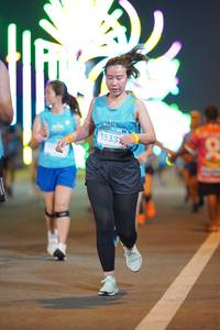 BIB: 1533
                            <button type="button" onclick="openModal(14615881)" class="btn btn-primary btn-sm float-right btn-popup" data-toggle="modal" data-target=".modal-high-quality">
                        <i class="fas fa-shopping-cart"></i> Add to Cart
                    </button>
                                            <button type="button" onclick="isThisMe(14615881, true)" class="btn btn-success btn-sm float-right btn-popup btn-isme hidden" data-toggle="tooltip" data-placement="bottom" title="นี่คือรูปของคุณใช่ไหม คลิกที่นี่เพื่อเอาเข้าอัลบั้ม">
                        <i class="fas fa-plus"></i> Add to album
                    </button>
                    <button type="button" onclick="isThisMe(14615881, false)" class="btn btn-warning btn-sm float-right btn-popup btn-isnotme hidden">
                        <i class="fas fa-ban"></i> Remove from album
                    </button>