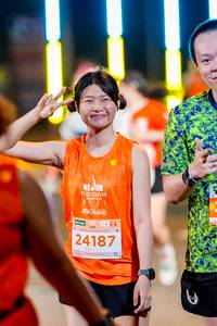 BIB: 202, 24187
                            <button type="button" onclick="openModal(15611941)" class="btn btn-primary btn-sm float-right btn-popup" data-toggle="modal" data-target=".modal-high-quality">
                        <i class="fas fa-shopping-cart"></i> Add to Cart
                    </button>
                                            <button type="button" onclick="isThisMe(15611941, true)" class="btn btn-success btn-sm float-right btn-popup btn-isme hidden" data-toggle="tooltip" data-placement="bottom" title="นี่คือรูปของคุณใช่ไหม คลิกที่นี่เพื่อเอาเข้าอัลบั้ม">
                        <i class="fas fa-plus"></i> Add to album
                    </button>
                    <button type="button" onclick="isThisMe(15611941, false)" class="btn btn-warning btn-sm float-right btn-popup btn-isnotme hidden">
                        <i class="fas fa-ban"></i> Remove from album
                    </button>