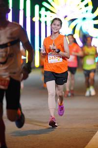 BIB: 24100, 141
                            <button type="button" onclick="openModal(14882691)" class="btn btn-primary btn-sm float-right btn-popup" data-toggle="modal" data-target=".modal-high-quality">
                        <i class="fas fa-shopping-cart"></i> Add to Cart
                    </button>
                                            <button type="button" onclick="isThisMe(14882691, true)" class="btn btn-success btn-sm float-right btn-popup btn-isme hidden" data-toggle="tooltip" data-placement="bottom" title="นี่คือรูปของคุณใช่ไหม คลิกที่นี่เพื่อเอาเข้าอัลบั้ม">
                        <i class="fas fa-plus"></i> Add to album
                    </button>
                    <button type="button" onclick="isThisMe(14882691, false)" class="btn btn-warning btn-sm float-right btn-popup btn-isnotme hidden">
                        <i class="fas fa-ban"></i> Remove from album
                    </button>