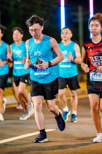 BIB: 0527, 1179
                            <button type="button" onclick="openModal(15408375)" class="btn btn-primary btn-sm float-right btn-popup" data-toggle="modal" data-target=".modal-high-quality">
                        <i class="fas fa-shopping-cart"></i> Add to Cart
                    </button>
                                            <button type="button" onclick="isThisMe(15408375, true)" class="btn btn-success btn-sm float-right btn-popup btn-isme hidden" data-toggle="tooltip" data-placement="bottom" title="นี่คือรูปของคุณใช่ไหม คลิกที่นี่เพื่อเอาเข้าอัลบั้ม">
                        <i class="fas fa-plus"></i> Add to album
                    </button>
                    <button type="button" onclick="isThisMe(15408375, false)" class="btn btn-warning btn-sm float-right btn-popup btn-isnotme hidden">
                        <i class="fas fa-ban"></i> Remove from album
                    </button>
