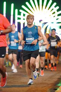 BIB: 202, 42272
                            <button type="button" onclick="openModal(14479270)" class="btn btn-primary btn-sm float-right btn-popup" data-toggle="modal" data-target=".modal-high-quality">
                        <i class="fas fa-shopping-cart"></i> Add to Cart
                    </button>
                                            <button type="button" onclick="isThisMe(14479270, true)" class="btn btn-success btn-sm float-right btn-popup btn-isme hidden" data-toggle="tooltip" data-placement="bottom" title="นี่คือรูปของคุณใช่ไหม คลิกที่นี่เพื่อเอาเข้าอัลบั้ม">
                        <i class="fas fa-plus"></i> Add to album
                    </button>
                    <button type="button" onclick="isThisMe(14479270, false)" class="btn btn-warning btn-sm float-right btn-popup btn-isnotme hidden">
                        <i class="fas fa-ban"></i> Remove from album
                    </button>