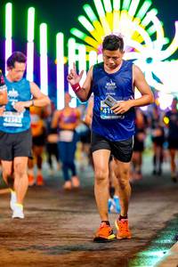 BIB: 411, 42362
                            <button type="button" onclick="openModal(15026375)" class="btn btn-primary btn-sm float-right btn-popup" data-toggle="modal" data-target=".modal-high-quality">
                        <i class="fas fa-shopping-cart"></i> Add to Cart
                    </button>
                                            <button type="button" onclick="isThisMe(15026375, true)" class="btn btn-success btn-sm float-right btn-popup btn-isme hidden" data-toggle="tooltip" data-placement="bottom" title="นี่คือรูปของคุณใช่ไหม คลิกที่นี่เพื่อเอาเข้าอัลบั้ม">
                        <i class="fas fa-plus"></i> Add to album
                    </button>
                    <button type="button" onclick="isThisMe(15026375, false)" class="btn btn-warning btn-sm float-right btn-popup btn-isnotme hidden">
                        <i class="fas fa-ban"></i> Remove from album
                    </button>