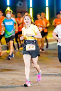 BIB: 23141
                            <button type="button" onclick="openModal(15610396)" class="btn btn-primary btn-sm float-right btn-popup" data-toggle="modal" data-target=".modal-high-quality">
                        <i class="fas fa-shopping-cart"></i> Add to Cart
                    </button>
                                            <button type="button" onclick="isThisMe(15610396, true)" class="btn btn-success btn-sm float-right btn-popup btn-isme hidden" data-toggle="tooltip" data-placement="bottom" title="นี่คือรูปของคุณใช่ไหม คลิกที่นี่เพื่อเอาเข้าอัลบั้ม">
                        <i class="fas fa-plus"></i> Add to album
                    </button>
                    <button type="button" onclick="isThisMe(15610396, false)" class="btn btn-warning btn-sm float-right btn-popup btn-isnotme hidden">
                        <i class="fas fa-ban"></i> Remove from album
                    </button>