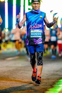 BIB: 40650
                            <button type="button" onclick="openModal(15027925)" class="btn btn-primary btn-sm float-right btn-popup" data-toggle="modal" data-target=".modal-high-quality">
                        <i class="fas fa-shopping-cart"></i> Add to Cart
                    </button>
                                            <button type="button" onclick="isThisMe(15027925, true)" class="btn btn-success btn-sm float-right btn-popup btn-isme hidden" data-toggle="tooltip" data-placement="bottom" title="นี่คือรูปของคุณใช่ไหม คลิกที่นี่เพื่อเอาเข้าอัลบั้ม">
                        <i class="fas fa-plus"></i> Add to album
                    </button>
                    <button type="button" onclick="isThisMe(15027925, false)" class="btn btn-warning btn-sm float-right btn-popup btn-isnotme hidden">
                        <i class="fas fa-ban"></i> Remove from album
                    </button>