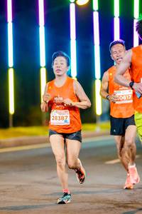 BIB: 0617, 28387
                            <button type="button" onclick="openModal(15547437)" class="btn btn-primary btn-sm float-right btn-popup" data-toggle="modal" data-target=".modal-high-quality">
                        <i class="fas fa-shopping-cart"></i> Add to Cart
                    </button>
                                            <button type="button" onclick="isThisMe(15547437, true)" class="btn btn-success btn-sm float-right btn-popup btn-isme hidden" data-toggle="tooltip" data-placement="bottom" title="นี่คือรูปของคุณใช่ไหม คลิกที่นี่เพื่อเอาเข้าอัลบั้ม">
                        <i class="fas fa-plus"></i> Add to album
                    </button>
                    <button type="button" onclick="isThisMe(15547437, false)" class="btn btn-warning btn-sm float-right btn-popup btn-isnotme hidden">
                        <i class="fas fa-ban"></i> Remove from album
                    </button>