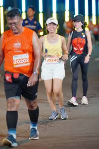 BIB: 20202, 29245
                            <button type="button" onclick="openModal(14715042)" class="btn btn-primary btn-sm float-right btn-popup" data-toggle="modal" data-target=".modal-high-quality">
                        <i class="fas fa-shopping-cart"></i> Add to Cart
                    </button>
                                            <button type="button" onclick="isThisMe(14715042, true)" class="btn btn-success btn-sm float-right btn-popup btn-isme hidden" data-toggle="tooltip" data-placement="bottom" title="นี่คือรูปของคุณใช่ไหม คลิกที่นี่เพื่อเอาเข้าอัลบั้ม">
                        <i class="fas fa-plus"></i> Add to album
                    </button>
                    <button type="button" onclick="isThisMe(14715042, false)" class="btn btn-warning btn-sm float-right btn-popup btn-isnotme hidden">
                        <i class="fas fa-ban"></i> Remove from album
                    </button>