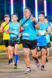 BIB: 14146, 10126, 13292
                            <button type="button" onclick="openModal(15634557)" class="btn btn-primary btn-sm float-right btn-popup" data-toggle="modal" data-target=".modal-high-quality">
                        <i class="fas fa-shopping-cart"></i> Add to Cart
                    </button>
                                            <button type="button" onclick="isThisMe(15634557, true)" class="btn btn-success btn-sm float-right btn-popup btn-isme hidden" data-toggle="tooltip" data-placement="bottom" title="นี่คือรูปของคุณใช่ไหม คลิกที่นี่เพื่อเอาเข้าอัลบั้ม">
                        <i class="fas fa-plus"></i> Add to album
                    </button>
                    <button type="button" onclick="isThisMe(15634557, false)" class="btn btn-warning btn-sm float-right btn-popup btn-isnotme hidden">
                        <i class="fas fa-ban"></i> Remove from album
                    </button>