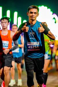 BIB: 830, 45253
                            <button type="button" onclick="openModal(15025261)" class="btn btn-primary btn-sm float-right btn-popup" data-toggle="modal" data-target=".modal-high-quality">
                        <i class="fas fa-shopping-cart"></i> Add to Cart
                    </button>
                                            <button type="button" onclick="isThisMe(15025261, true)" class="btn btn-success btn-sm float-right btn-popup btn-isme hidden" data-toggle="tooltip" data-placement="bottom" title="นี่คือรูปของคุณใช่ไหม คลิกที่นี่เพื่อเอาเข้าอัลบั้ม">
                        <i class="fas fa-plus"></i> Add to album
                    </button>
                    <button type="button" onclick="isThisMe(15025261, false)" class="btn btn-warning btn-sm float-right btn-popup btn-isnotme hidden">
                        <i class="fas fa-ban"></i> Remove from album
                    </button>