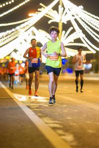 BIB: 20264
                            <button type="button" onclick="openModal(14563415)" class="btn btn-primary btn-sm float-right btn-popup" data-toggle="modal" data-target=".modal-high-quality">
                        <i class="fas fa-shopping-cart"></i> Add to Cart
                    </button>
                                            <button type="button" onclick="isThisMe(14563415, true)" class="btn btn-success btn-sm float-right btn-popup btn-isme hidden" data-toggle="tooltip" data-placement="bottom" title="นี่คือรูปของคุณใช่ไหม คลิกที่นี่เพื่อเอาเข้าอัลบั้ม">
                        <i class="fas fa-plus"></i> Add to album
                    </button>
                    <button type="button" onclick="isThisMe(14563415, false)" class="btn btn-warning btn-sm float-right btn-popup btn-isnotme hidden">
                        <i class="fas fa-ban"></i> Remove from album
                    </button>