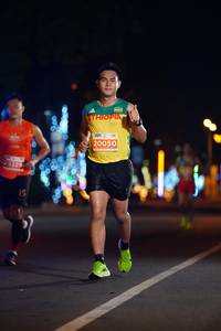 BIB: 20050
                            <button type="button" onclick="openModal(13818872)" class="btn btn-primary btn-sm float-right btn-popup" data-toggle="modal" data-target=".modal-high-quality">
                        <i class="fas fa-shopping-cart"></i> Add to Cart
                    </button>
                                            <button type="button" onclick="isThisMe(13818872, true)" class="btn btn-success btn-sm float-right btn-popup btn-isme hidden" data-toggle="tooltip" data-placement="bottom" title="นี่คือรูปของคุณใช่ไหม คลิกที่นี่เพื่อเอาเข้าอัลบั้ม">
                        <i class="fas fa-plus"></i> Add to album
                    </button>
                    <button type="button" onclick="isThisMe(13818872, false)" class="btn btn-warning btn-sm float-right btn-popup btn-isnotme hidden">
                        <i class="fas fa-ban"></i> Remove from album
                    </button>