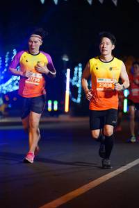 BIB: 21796, 21818
                            <button type="button" onclick="openModal(13838472)" class="btn btn-primary btn-sm float-right btn-popup" data-toggle="modal" data-target=".modal-high-quality">
                        <i class="fas fa-shopping-cart"></i> Add to Cart
                    </button>
                                            <button type="button" onclick="isThisMe(13838472, true)" class="btn btn-success btn-sm float-right btn-popup btn-isme hidden" data-toggle="tooltip" data-placement="bottom" title="นี่คือรูปของคุณใช่ไหม คลิกที่นี่เพื่อเอาเข้าอัลบั้ม">
                        <i class="fas fa-plus"></i> Add to album
                    </button>
                    <button type="button" onclick="isThisMe(13838472, false)" class="btn btn-warning btn-sm float-right btn-popup btn-isnotme hidden">
                        <i class="fas fa-ban"></i> Remove from album
                    </button>