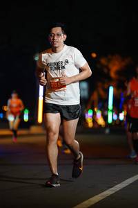BIB: 2135
                            <button type="button" onclick="openModal(13863529)" class="btn btn-primary btn-sm float-right btn-popup" data-toggle="modal" data-target=".modal-high-quality">
                        <i class="fas fa-shopping-cart"></i> Add to Cart
                    </button>
                                            <button type="button" onclick="isThisMe(13863529, true)" class="btn btn-success btn-sm float-right btn-popup btn-isme hidden" data-toggle="tooltip" data-placement="bottom" title="นี่คือรูปของคุณใช่ไหม คลิกที่นี่เพื่อเอาเข้าอัลบั้ม">
                        <i class="fas fa-plus"></i> Add to album
                    </button>
                    <button type="button" onclick="isThisMe(13863529, false)" class="btn btn-warning btn-sm float-right btn-popup btn-isnotme hidden">
                        <i class="fas fa-ban"></i> Remove from album
                    </button>
