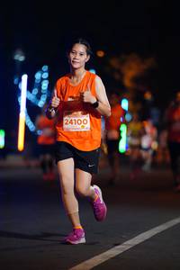 BIB: 24100
                            <button type="button" onclick="openModal(13823654)" class="btn btn-primary btn-sm float-right btn-popup" data-toggle="modal" data-target=".modal-high-quality">
                        <i class="fas fa-shopping-cart"></i> Add to Cart
                    </button>
                                            <button type="button" onclick="isThisMe(13823654, true)" class="btn btn-success btn-sm float-right btn-popup btn-isme hidden" data-toggle="tooltip" data-placement="bottom" title="นี่คือรูปของคุณใช่ไหม คลิกที่นี่เพื่อเอาเข้าอัลบั้ม">
                        <i class="fas fa-plus"></i> Add to album
                    </button>
                    <button type="button" onclick="isThisMe(13823654, false)" class="btn btn-warning btn-sm float-right btn-popup btn-isnotme hidden">
                        <i class="fas fa-ban"></i> Remove from album
                    </button>