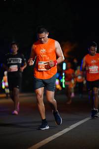 BIB: 91241, 21659
                            <button type="button" onclick="openModal(13875175)" class="btn btn-primary btn-sm float-right btn-popup" data-toggle="modal" data-target=".modal-high-quality">
                        <i class="fas fa-shopping-cart"></i> Add to Cart
                    </button>
                                            <button type="button" onclick="isThisMe(13875175, true)" class="btn btn-success btn-sm float-right btn-popup btn-isme hidden" data-toggle="tooltip" data-placement="bottom" title="นี่คือรูปของคุณใช่ไหม คลิกที่นี่เพื่อเอาเข้าอัลบั้ม">
                        <i class="fas fa-plus"></i> Add to album
                    </button>
                    <button type="button" onclick="isThisMe(13875175, false)" class="btn btn-warning btn-sm float-right btn-popup btn-isnotme hidden">
                        <i class="fas fa-ban"></i> Remove from album
                    </button>