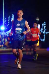 BIB: 42262
                            <button type="button" onclick="openModal(13950700)" class="btn btn-primary btn-sm float-right btn-popup" data-toggle="modal" data-target=".modal-high-quality">
                        <i class="fas fa-shopping-cart"></i> Add to Cart
                    </button>
                                            <button type="button" onclick="isThisMe(13950700, true)" class="btn btn-success btn-sm float-right btn-popup btn-isme hidden" data-toggle="tooltip" data-placement="bottom" title="นี่คือรูปของคุณใช่ไหม คลิกที่นี่เพื่อเอาเข้าอัลบั้ม">
                        <i class="fas fa-plus"></i> Add to album
                    </button>
                    <button type="button" onclick="isThisMe(13950700, false)" class="btn btn-warning btn-sm float-right btn-popup btn-isnotme hidden">
                        <i class="fas fa-ban"></i> Remove from album
                    </button>