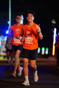BIB: 91214, 95189
                            <button type="button" onclick="openModal(13922088)" class="btn btn-primary btn-sm float-right btn-popup" data-toggle="modal" data-target=".modal-high-quality">
                        <i class="fas fa-shopping-cart"></i> Add to Cart
                    </button>
                                            <button type="button" onclick="isThisMe(13922088, true)" class="btn btn-success btn-sm float-right btn-popup btn-isme hidden" data-toggle="tooltip" data-placement="bottom" title="นี่คือรูปของคุณใช่ไหม คลิกที่นี่เพื่อเอาเข้าอัลบั้ม">
                        <i class="fas fa-plus"></i> Add to album
                    </button>
                    <button type="button" onclick="isThisMe(13922088, false)" class="btn btn-warning btn-sm float-right btn-popup btn-isnotme hidden">
                        <i class="fas fa-ban"></i> Remove from album
                    </button>