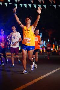 BIB: 2051, 27196, 274
                            <button type="button" onclick="openModal(13956370)" class="btn btn-primary btn-sm float-right btn-popup" data-toggle="modal" data-target=".modal-high-quality">
                        <i class="fas fa-shopping-cart"></i> Add to Cart
                    </button>
                                            <button type="button" onclick="isThisMe(13956370, true)" class="btn btn-success btn-sm float-right btn-popup btn-isme hidden" data-toggle="tooltip" data-placement="bottom" title="นี่คือรูปของคุณใช่ไหม คลิกที่นี่เพื่อเอาเข้าอัลบั้ม">
                        <i class="fas fa-plus"></i> Add to album
                    </button>
                    <button type="button" onclick="isThisMe(13956370, false)" class="btn btn-warning btn-sm float-right btn-popup btn-isnotme hidden">
                        <i class="fas fa-ban"></i> Remove from album
                    </button>