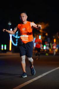 BIB: 22033
                            <button type="button" onclick="openModal(13913409)" class="btn btn-primary btn-sm float-right btn-popup" data-toggle="modal" data-target=".modal-high-quality">
                        <i class="fas fa-shopping-cart"></i> Add to Cart
                    </button>
                                            <button type="button" onclick="isThisMe(13913409, true)" class="btn btn-success btn-sm float-right btn-popup btn-isme hidden" data-toggle="tooltip" data-placement="bottom" title="นี่คือรูปของคุณใช่ไหม คลิกที่นี่เพื่อเอาเข้าอัลบั้ม">
                        <i class="fas fa-plus"></i> Add to album
                    </button>
                    <button type="button" onclick="isThisMe(13913409, false)" class="btn btn-warning btn-sm float-right btn-popup btn-isnotme hidden">
                        <i class="fas fa-ban"></i> Remove from album
                    </button>