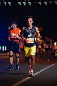 BIB: 251, 5600
                            <button type="button" onclick="openModal(13931704)" class="btn btn-primary btn-sm float-right btn-popup" data-toggle="modal" data-target=".modal-high-quality">
                        <i class="fas fa-shopping-cart"></i> Add to Cart
                    </button>
                                            <button type="button" onclick="isThisMe(13931704, true)" class="btn btn-success btn-sm float-right btn-popup btn-isme hidden" data-toggle="tooltip" data-placement="bottom" title="นี่คือรูปของคุณใช่ไหม คลิกที่นี่เพื่อเอาเข้าอัลบั้ม">
                        <i class="fas fa-plus"></i> Add to album
                    </button>
                    <button type="button" onclick="isThisMe(13931704, false)" class="btn btn-warning btn-sm float-right btn-popup btn-isnotme hidden">
                        <i class="fas fa-ban"></i> Remove from album
                    </button>