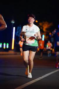 BIB: 27909
                            <button type="button" onclick="openModal(13932105)" class="btn btn-primary btn-sm float-right btn-popup" data-toggle="modal" data-target=".modal-high-quality">
                        <i class="fas fa-shopping-cart"></i> Add to Cart
                    </button>
                                            <button type="button" onclick="isThisMe(13932105, true)" class="btn btn-success btn-sm float-right btn-popup btn-isme hidden" data-toggle="tooltip" data-placement="bottom" title="นี่คือรูปของคุณใช่ไหม คลิกที่นี่เพื่อเอาเข้าอัลบั้ม">
                        <i class="fas fa-plus"></i> Add to album
                    </button>
                    <button type="button" onclick="isThisMe(13932105, false)" class="btn btn-warning btn-sm float-right btn-popup btn-isnotme hidden">
                        <i class="fas fa-ban"></i> Remove from album
                    </button>