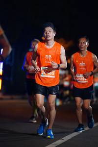 BIB: 20165, 2518
                            <button type="button" onclick="openModal(13911868)" class="btn btn-primary btn-sm float-right btn-popup" data-toggle="modal" data-target=".modal-high-quality">
                        <i class="fas fa-shopping-cart"></i> Add to Cart
                    </button>
                                            <button type="button" onclick="isThisMe(13911868, true)" class="btn btn-success btn-sm float-right btn-popup btn-isme hidden" data-toggle="tooltip" data-placement="bottom" title="นี่คือรูปของคุณใช่ไหม คลิกที่นี่เพื่อเอาเข้าอัลบั้ม">
                        <i class="fas fa-plus"></i> Add to album
                    </button>
                    <button type="button" onclick="isThisMe(13911868, false)" class="btn btn-warning btn-sm float-right btn-popup btn-isnotme hidden">
                        <i class="fas fa-ban"></i> Remove from album
                    </button>