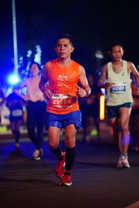 BIB: 0101, 25806
                            <button type="button" onclick="openModal(13901685)" class="btn btn-primary btn-sm float-right btn-popup" data-toggle="modal" data-target=".modal-high-quality">
                        <i class="fas fa-shopping-cart"></i> Add to Cart
                    </button>
                                            <button type="button" onclick="isThisMe(13901685, true)" class="btn btn-success btn-sm float-right btn-popup btn-isme hidden" data-toggle="tooltip" data-placement="bottom" title="นี่คือรูปของคุณใช่ไหม คลิกที่นี่เพื่อเอาเข้าอัลบั้ม">
                        <i class="fas fa-plus"></i> Add to album
                    </button>
                    <button type="button" onclick="isThisMe(13901685, false)" class="btn btn-warning btn-sm float-right btn-popup btn-isnotme hidden">
                        <i class="fas fa-ban"></i> Remove from album
                    </button>