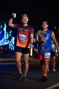BIB: 47238, 42000
                            <button type="button" onclick="openModal(14532129)" class="btn btn-primary btn-sm float-right btn-popup" data-toggle="modal" data-target=".modal-high-quality">
                        <i class="fas fa-shopping-cart"></i> Add to Cart
                    </button>
                                            <button type="button" onclick="isThisMe(14532129, true)" class="btn btn-success btn-sm float-right btn-popup btn-isme hidden" data-toggle="tooltip" data-placement="bottom" title="นี่คือรูปของคุณใช่ไหม คลิกที่นี่เพื่อเอาเข้าอัลบั้ม">
                        <i class="fas fa-plus"></i> Add to album
                    </button>
                    <button type="button" onclick="isThisMe(14532129, false)" class="btn btn-warning btn-sm float-right btn-popup btn-isnotme hidden">
                        <i class="fas fa-ban"></i> Remove from album
                    </button>