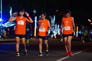 BIB: 2800, 28833, 28683
                            <button type="button" onclick="openModal(14489693)" class="btn btn-primary btn-sm float-right btn-popup" data-toggle="modal" data-target=".modal-high-quality">
                        <i class="fas fa-shopping-cart"></i> Add to Cart
                    </button>
                                            <button type="button" onclick="isThisMe(14489693, true)" class="btn btn-success btn-sm float-right btn-popup btn-isme hidden" data-toggle="tooltip" data-placement="bottom" title="นี่คือรูปของคุณใช่ไหม คลิกที่นี่เพื่อเอาเข้าอัลบั้ม">
                        <i class="fas fa-plus"></i> Add to album
                    </button>
                    <button type="button" onclick="isThisMe(14489693, false)" class="btn btn-warning btn-sm float-right btn-popup btn-isnotme hidden">
                        <i class="fas fa-ban"></i> Remove from album
                    </button>