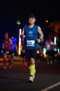 BIB: 4109
                            <button type="button" onclick="openModal(14554840)" class="btn btn-primary btn-sm float-right btn-popup" data-toggle="modal" data-target=".modal-high-quality">
                        <i class="fas fa-shopping-cart"></i> Add to Cart
                    </button>
                                            <button type="button" onclick="isThisMe(14554840, true)" class="btn btn-success btn-sm float-right btn-popup btn-isme hidden" data-toggle="tooltip" data-placement="bottom" title="นี่คือรูปของคุณใช่ไหม คลิกที่นี่เพื่อเอาเข้าอัลบั้ม">
                        <i class="fas fa-plus"></i> Add to album
                    </button>
                    <button type="button" onclick="isThisMe(14554840, false)" class="btn btn-warning btn-sm float-right btn-popup btn-isnotme hidden">
                        <i class="fas fa-ban"></i> Remove from album
                    </button>